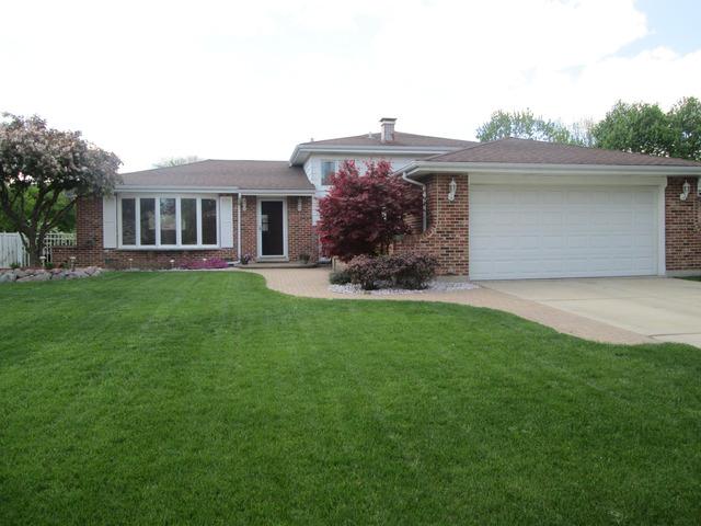 7718 Nantucket Dr., Darien, IL 60561