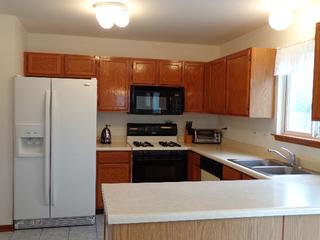 1344 Clavey Ln., Gurnee, IL 60031