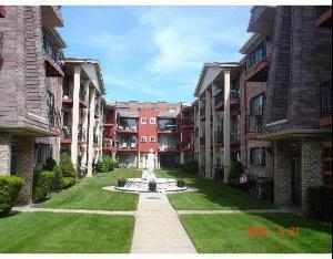 5323 N Delphia Ave. #324, Chicago, IL 60656
