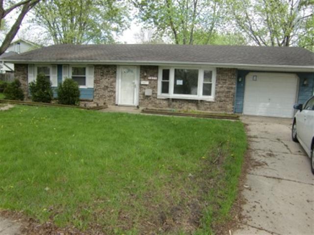507 Ash Ct., Schaumburg, IL 60193