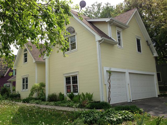 207 S 5th St., St. Charles, IL 60174