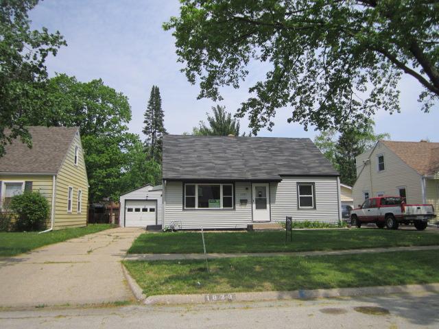 1823 W Pearl Ave., Rockford, IL 61103