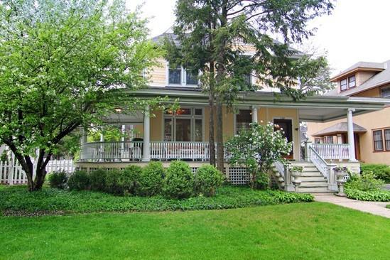 228 S La Grange Rd., La Grange, IL 60525