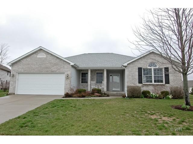 215 Rachel Cir., Sycamore, IL 60178