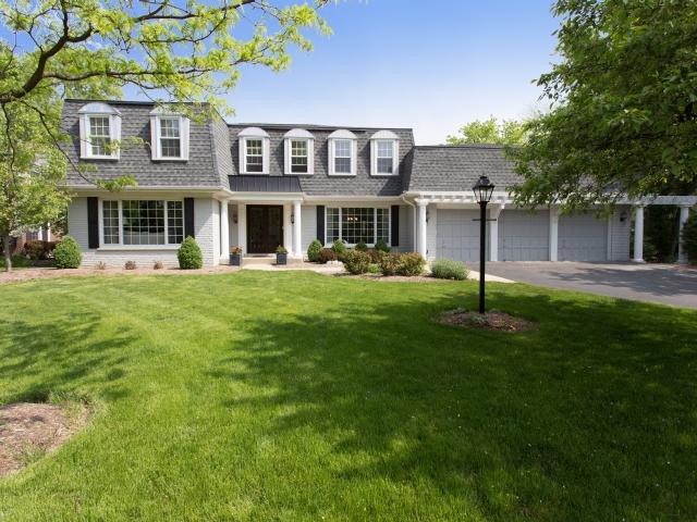 1388 The Point St., Barrington, IL 60010