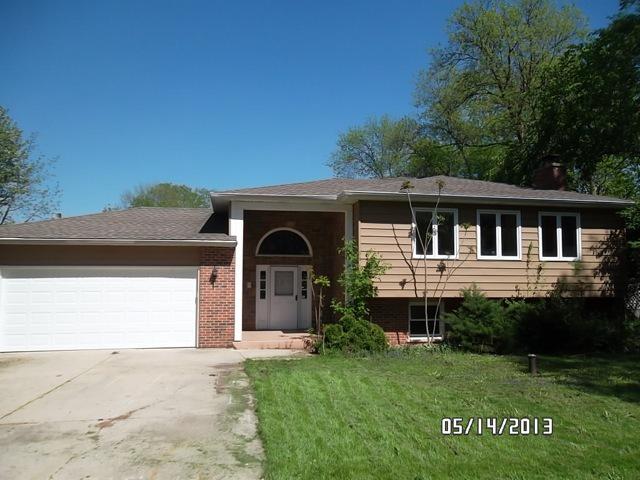 4S755 Karns Rd., Naperville, IL 60563
