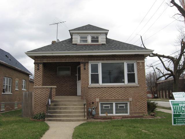 12257 Ann St., Blue Island, IL 60406