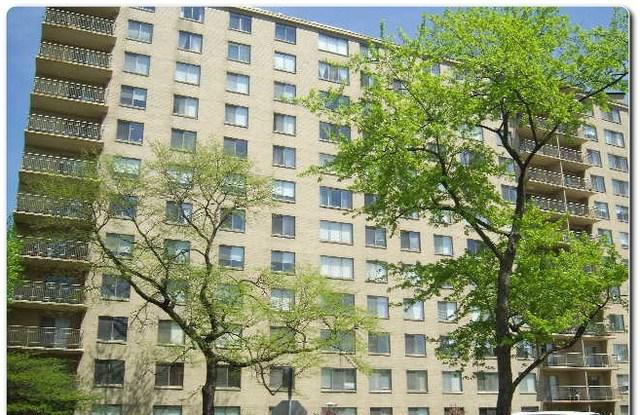 6933 N Kedzie Ave. #314, Chicago, IL 60645