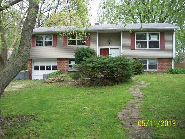 1640 Woodland Dr., Sycamore, IL 60178