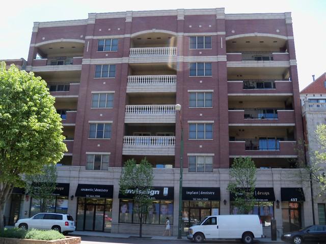 437 W North Ave. #204, Chicago, IL 60610