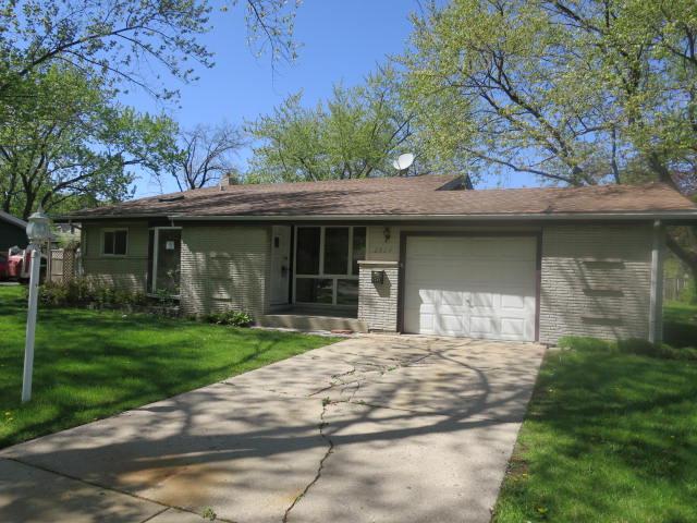 2824 Harrison St., Glenview, IL 60025