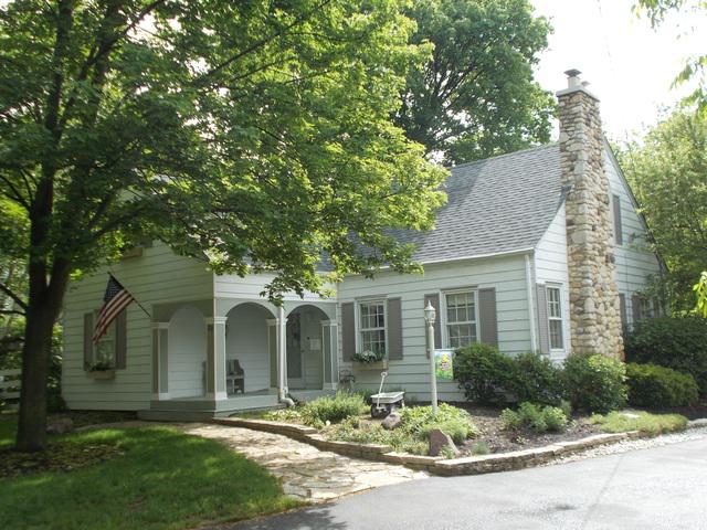 29 Maple St., Crystal Lake, IL 60014