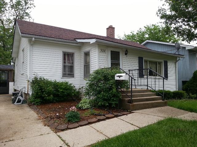 928 S 6th St., Dekalb, IL 60115