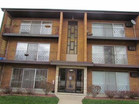 5338 W 96th St. #201, Oak Lawn, IL 60453