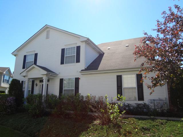 710 Stuarts Dr., St. Charles, IL 60174