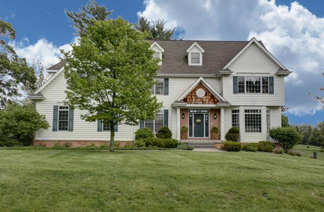 [Address Hidden by Seller], Barrington, IL 60010