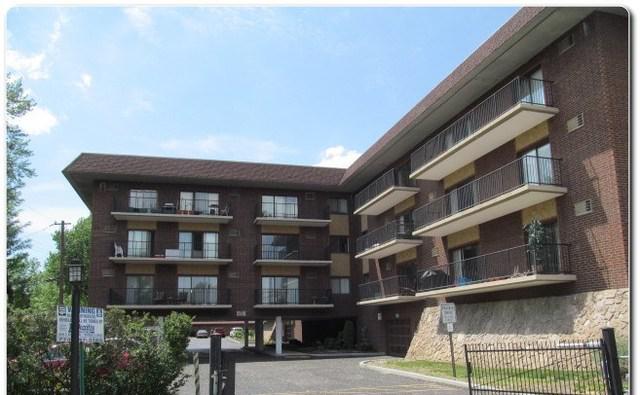 9540 Mayfield Ave. #210S, Oak Lawn, IL 60453