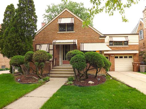 2527 S 9th Ave., North Riverside, IL 60546