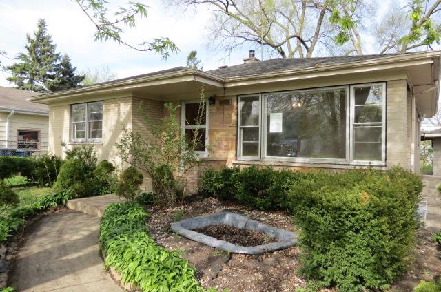 4N441 2nd Ave., Addison, IL 60101