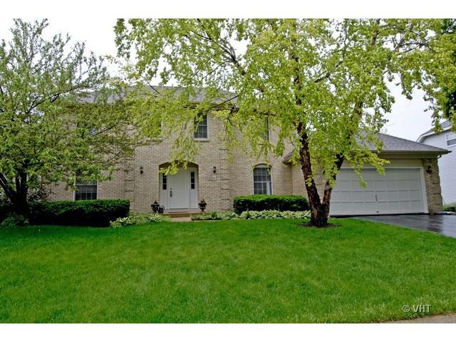 228 Winding Creek Dr., Naperville, IL 60565