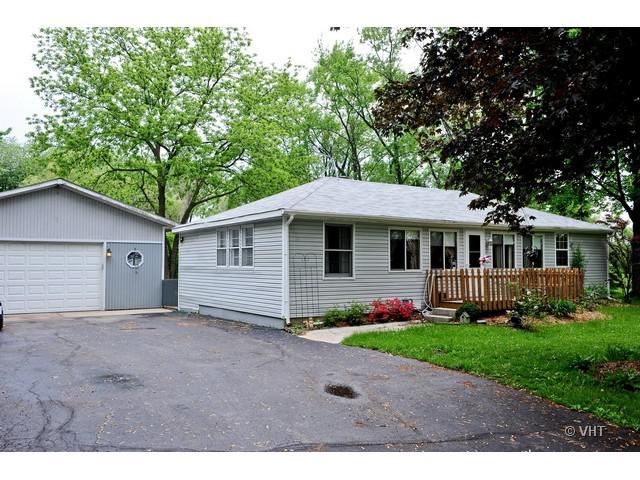 20940 N Dogwood St., Deerfield, IL 60015