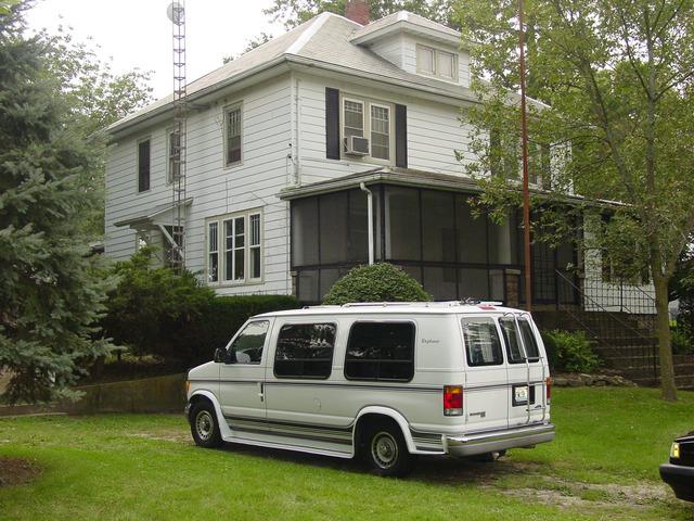 305 W Park Ave., Sheridan, IL 60551