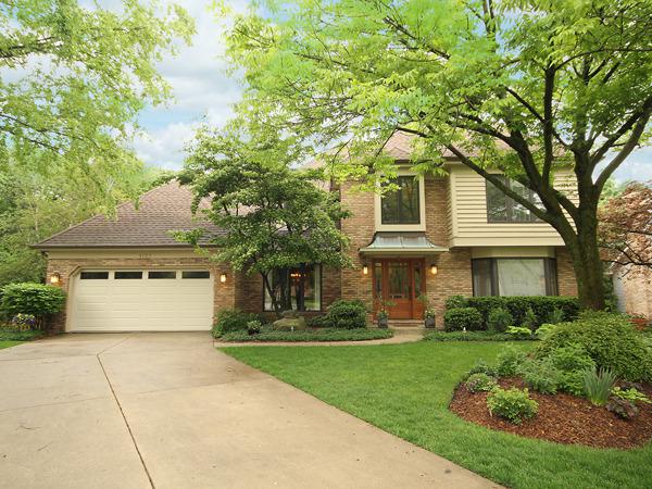 1137 Dartmoor Ct., Naperville, IL 60540