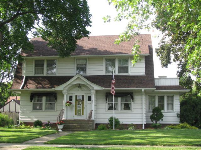 347 Lawndale Ave., Aurora, IL 60506