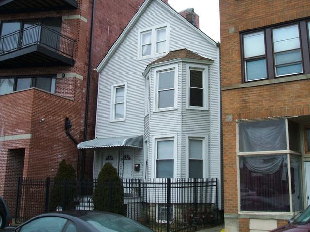 3493 N Elston Ave., Chicago, IL 60618
