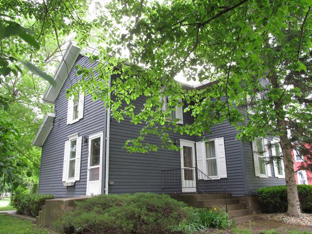 102 E Burnett St., Lamoille, IL 61330