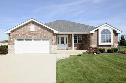 7324 W Braemar Ln., Frankfort, IL 60423
