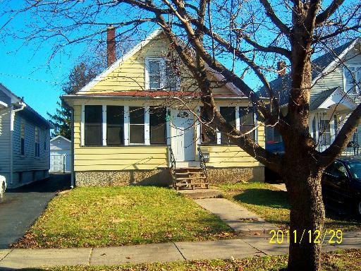 746 Talma St., Aurora, IL 60505