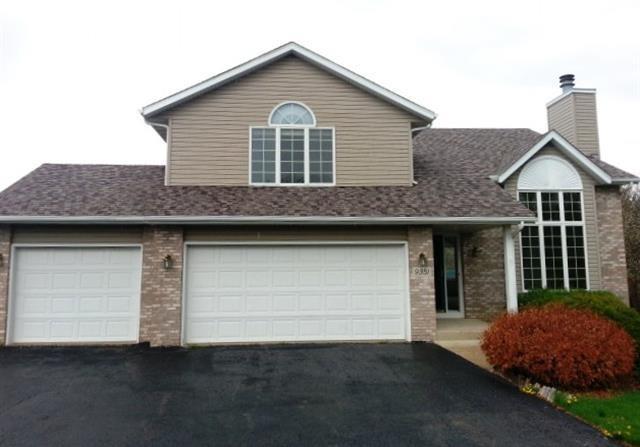 9351 Finns Crossing, Roscoe, IL 61073