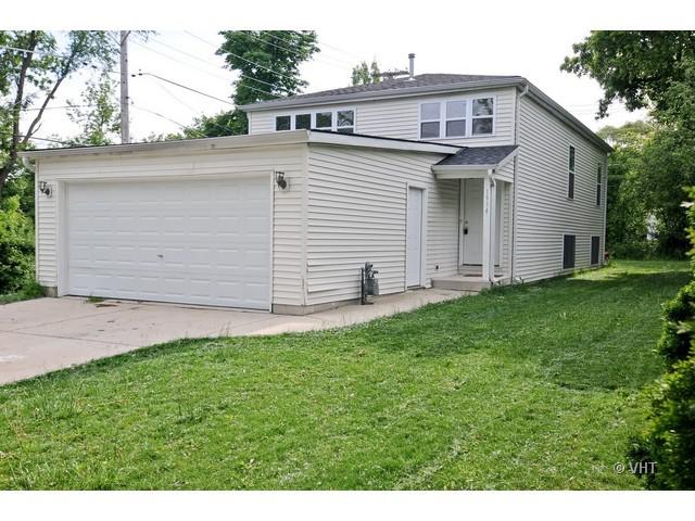 1934 Dickey Ave., North Chicago, IL 60064