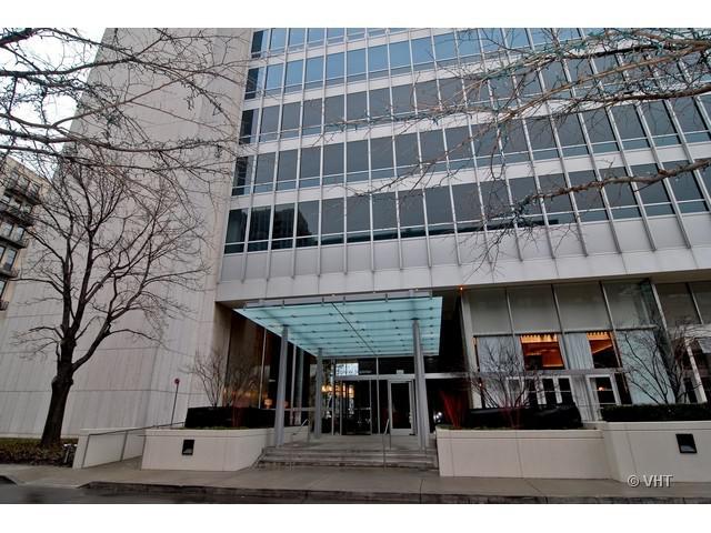 500 W Superior St. #1305, Chicago, IL 60654