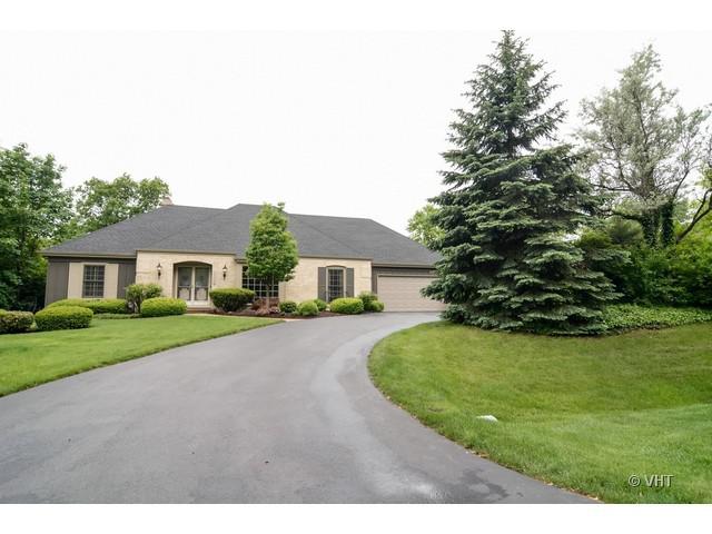 10S580 Glenn Dr., Burr Ridge, IL 60527