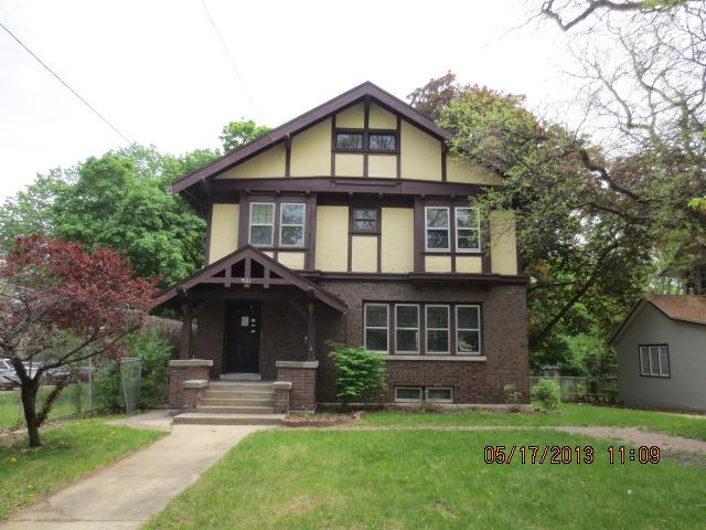 921 Haskell Ave., Rockford, IL 61103