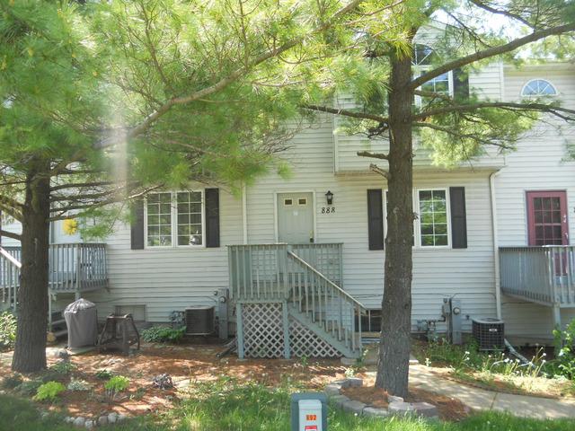 888 Zimmerman Rd., Woodstock, IL 60098