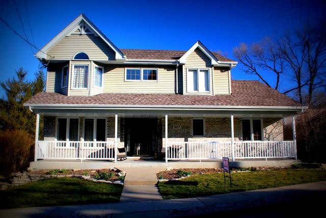 307 Cass St., Lemont, IL 60439