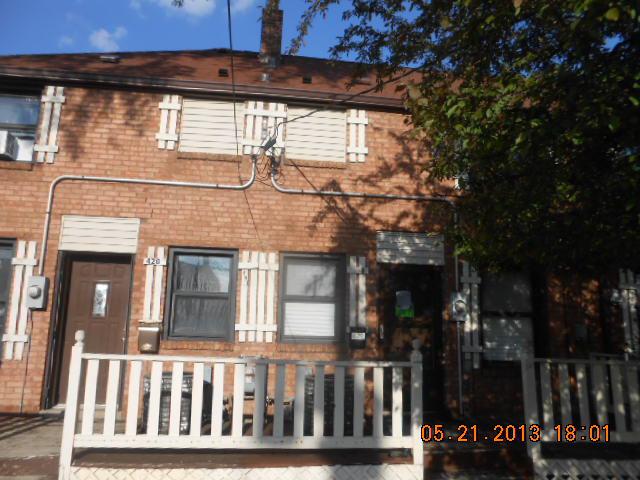 422 East Ave., La Grange, IL 60525