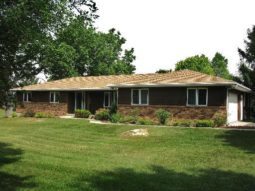 3302 W Ringwood Rd., Mchenry, IL 60050