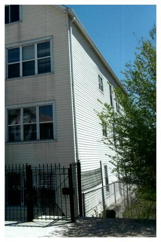 8813 S Houston St., Chicago, IL 60617