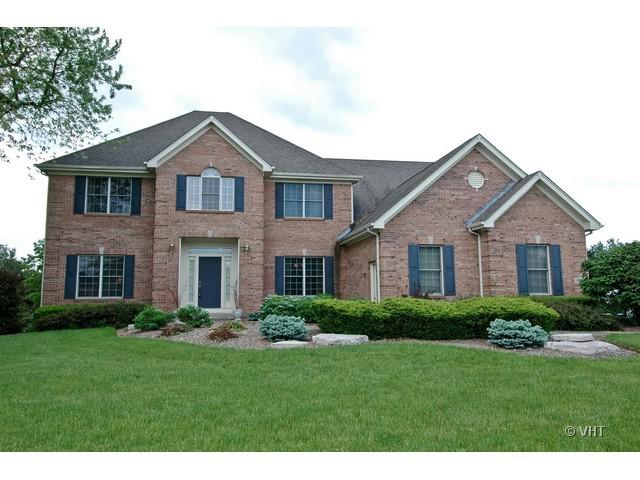 3516 Royal Woods Dr., Crystal Lake, IL 60014