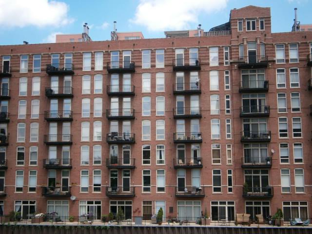 550 N Kingsbury Ct. #107, Chicago, IL 60654