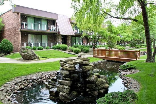 11128 S Spathis Dr. #1H, Palos Hills, IL 60465