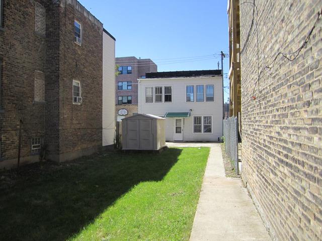 3257 W Crystal Ave., Chicago, IL 60651