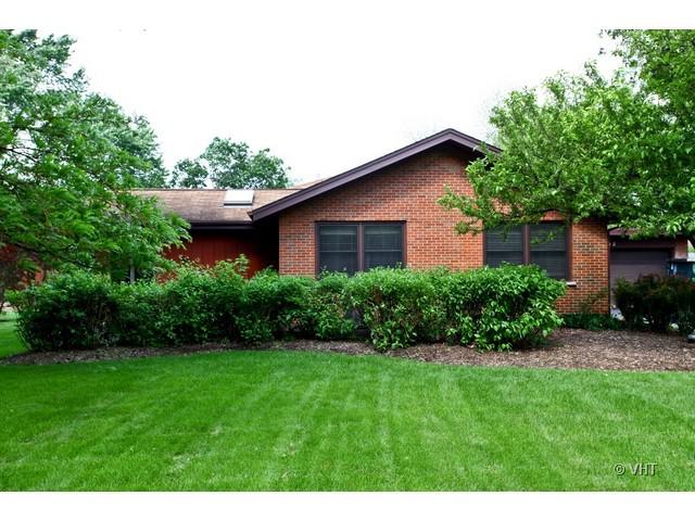 7s452 Plainfield Rd., Naperville, IL 60540