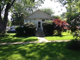 403 S James St., Plano, IL 60545