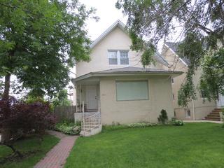 4817 W Pensacola Ave., Chicago, IL 60641