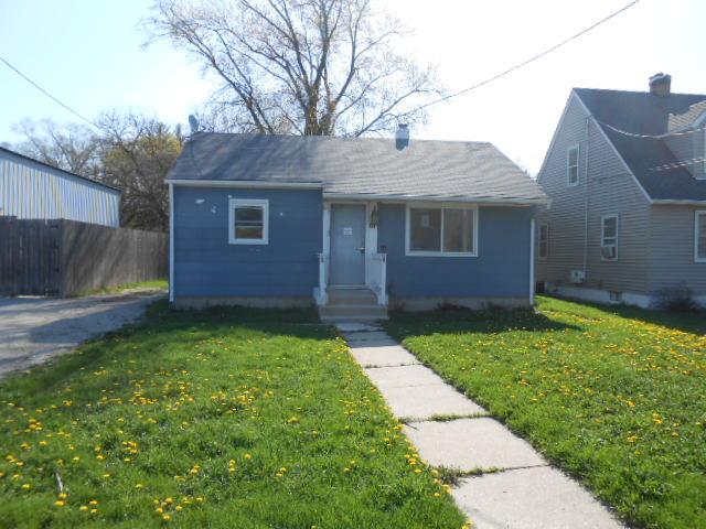 117 S River Rd., North Aurora, IL 60542